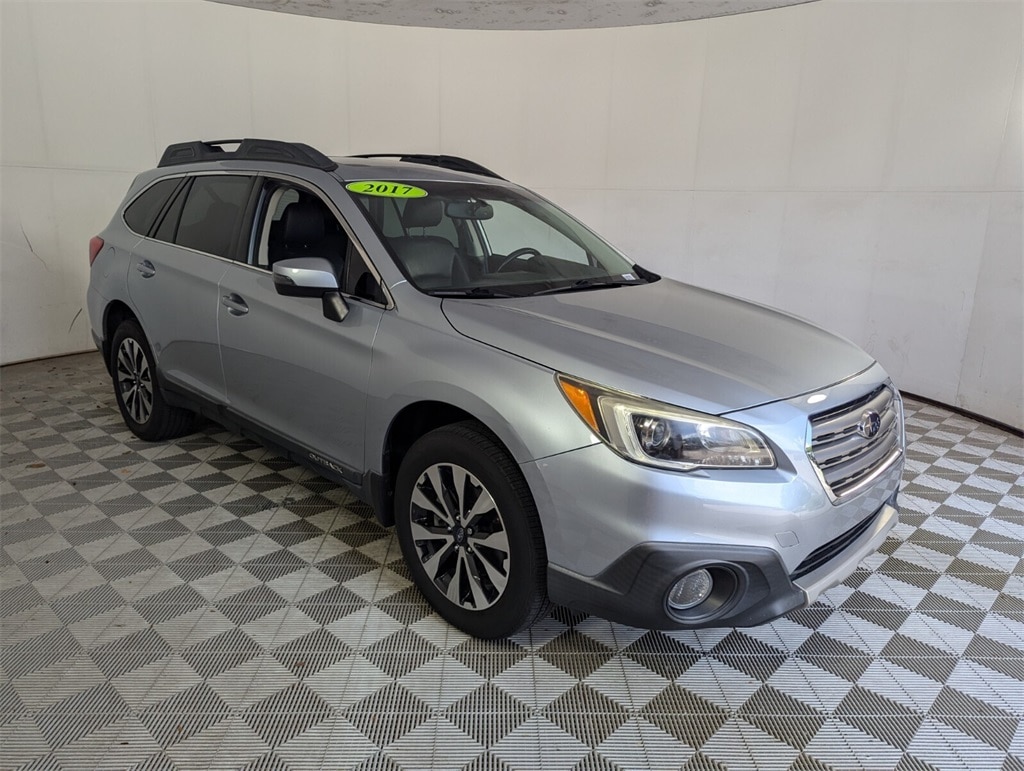 Used 2017 Subaru Outback Limited with VIN 4S4BSAKC1H3209799 for sale in Delray Beach, FL