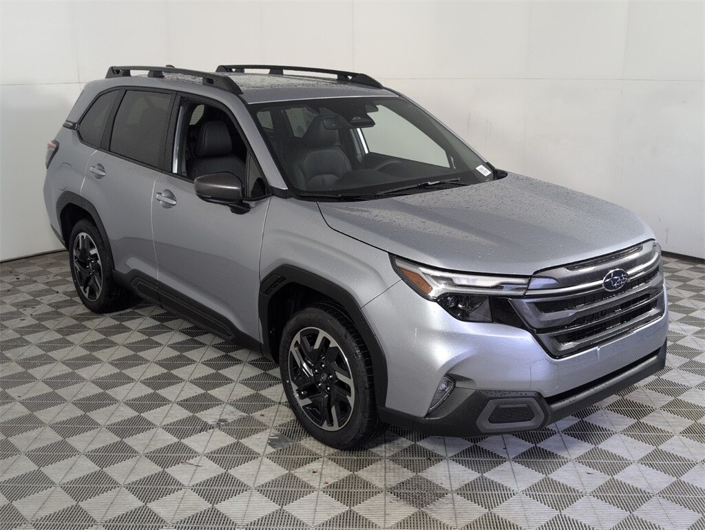 2025 Subaru Forester Limited photo 2