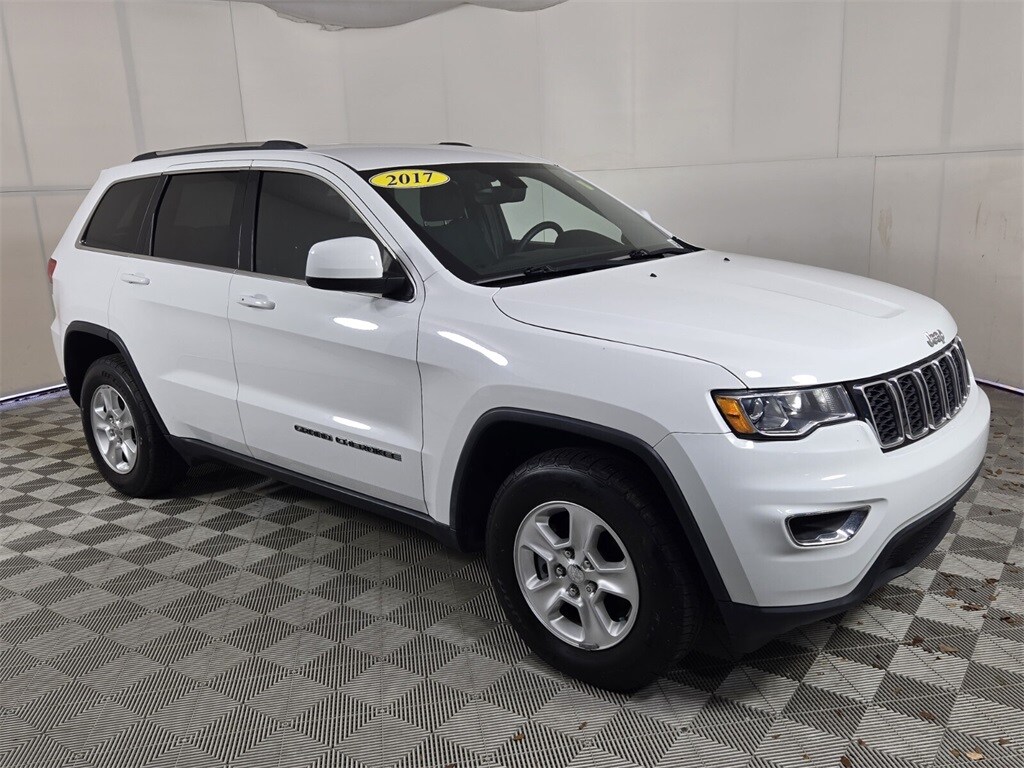 Used 2017 Jeep Grand Cherokee Laredo RWD SUV