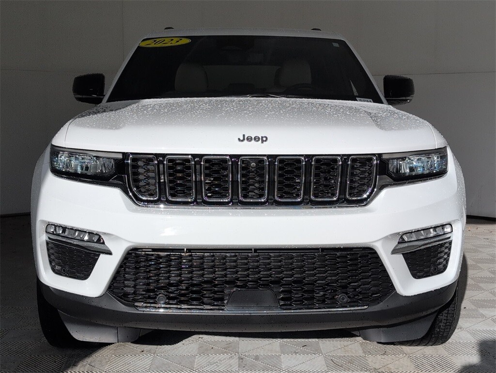 2023 Jeep Grand Cherokee Limited photo 3