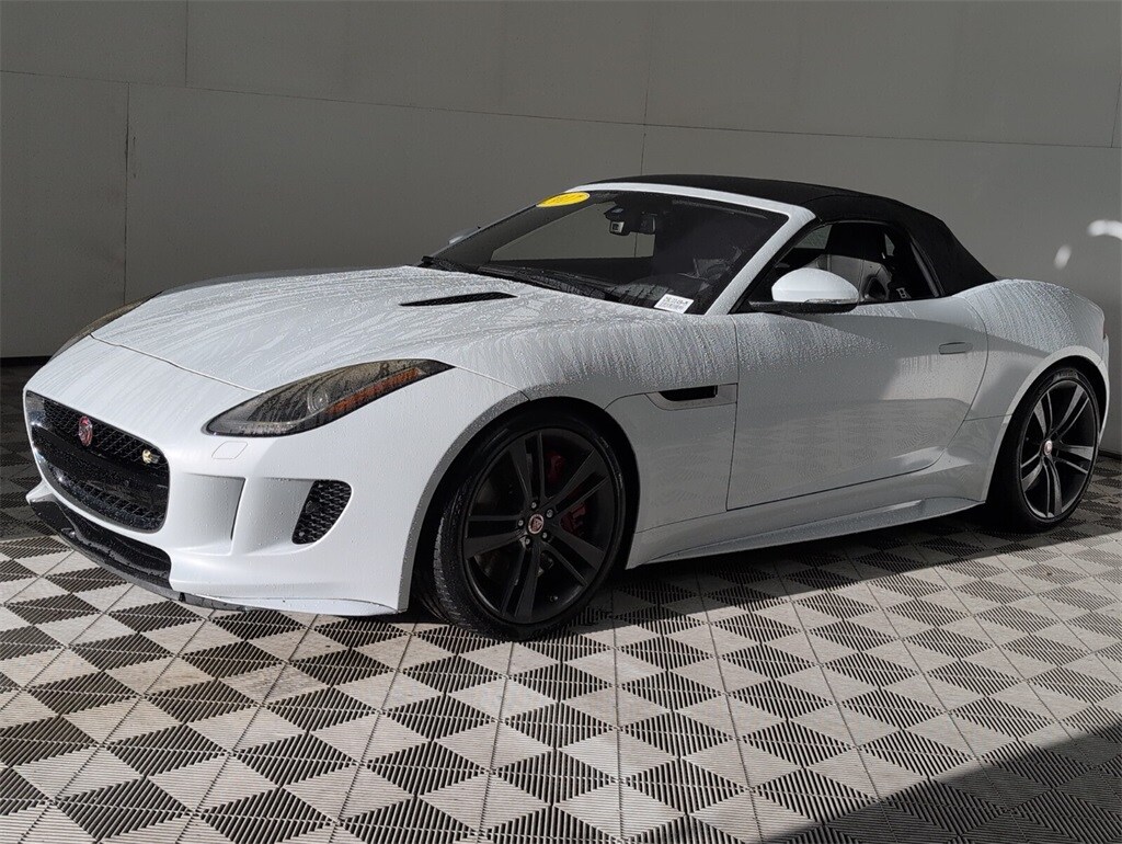 2017 Jaguar F-TYPE S photo 4