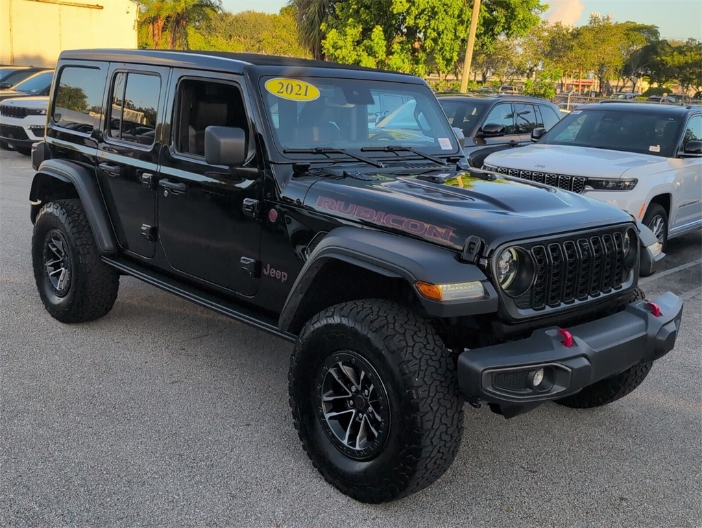 Used 2025 Jeep Wrangler Rubicon SUV