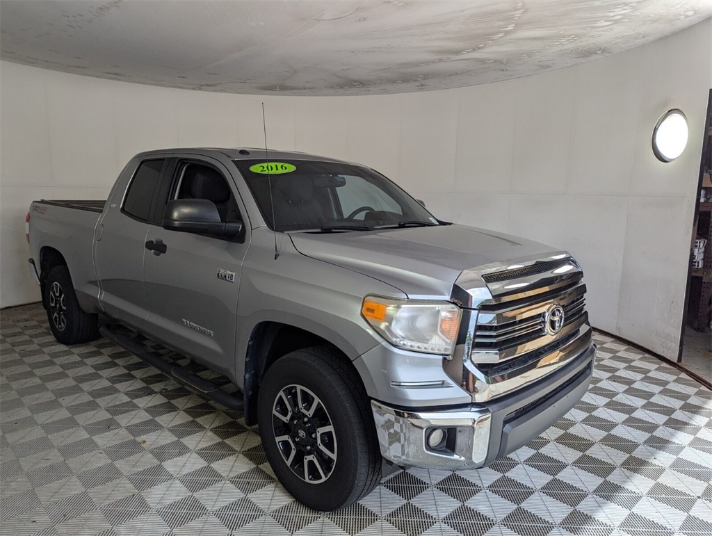 Used 2016 Toyota Tundra SR5 with VIN 5TFUW5F15GX556576 for sale in Delray Beach, FL