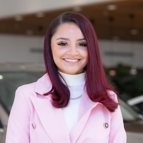 Staff member Angelique Hernandez from 9300e47fca12