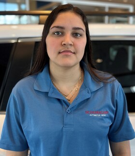 Staff member Luana Silva from 32afb1398da4