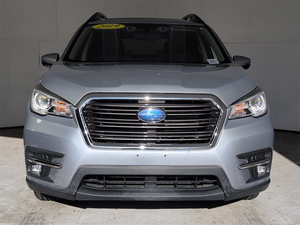 2019 Subaru Ascent Limited photo 2