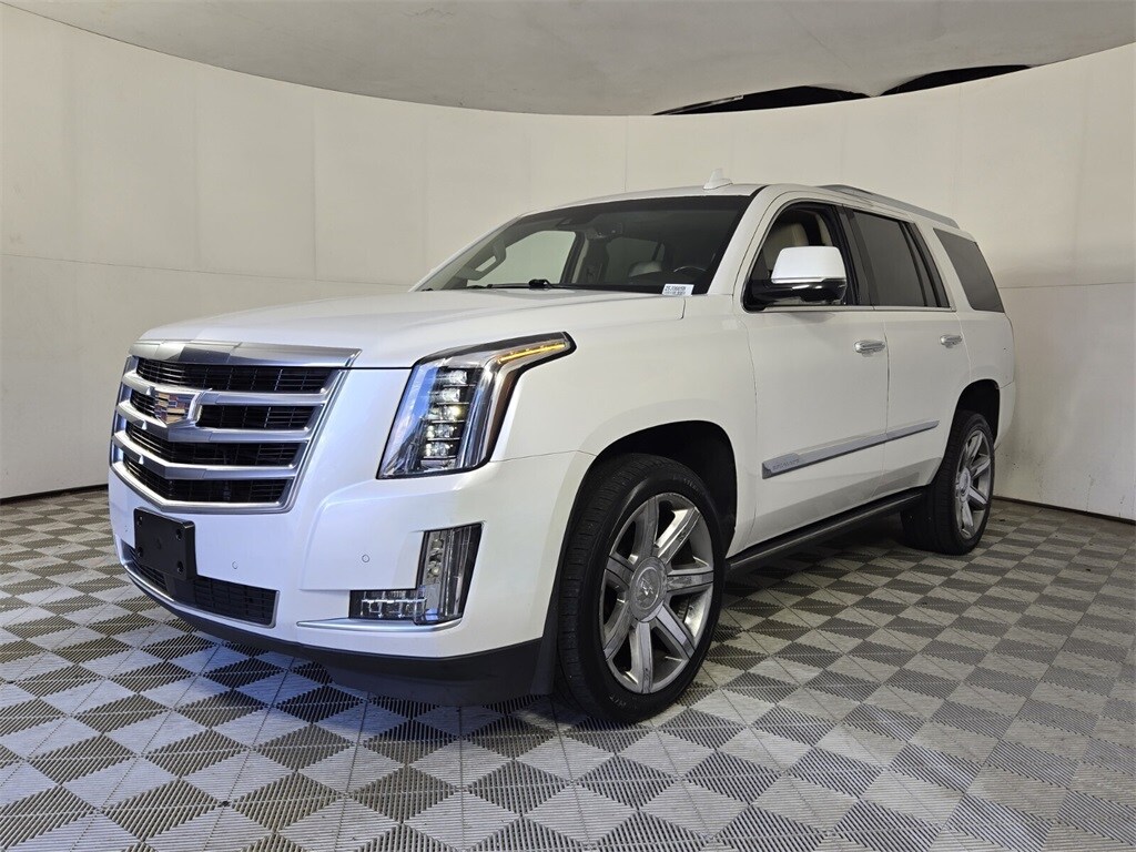 2016 Cadillac Escalade Premium photo 4
