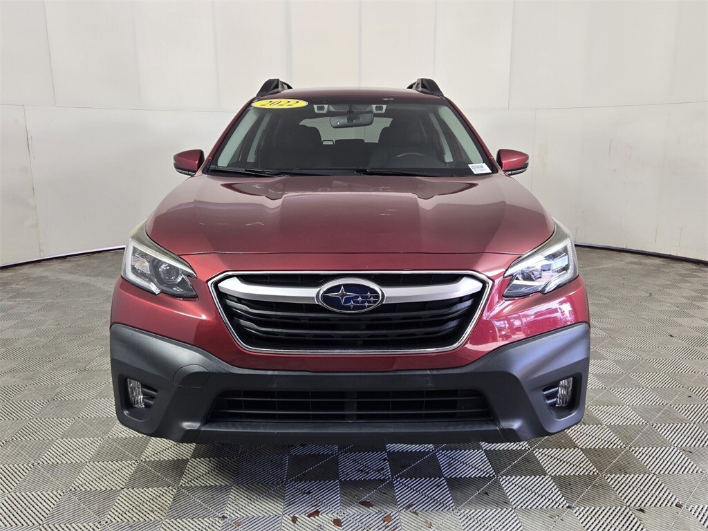 2022 Subaru Outback Premium photo 2