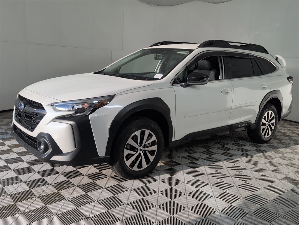 2025 Subaru Outback Premium photo 2