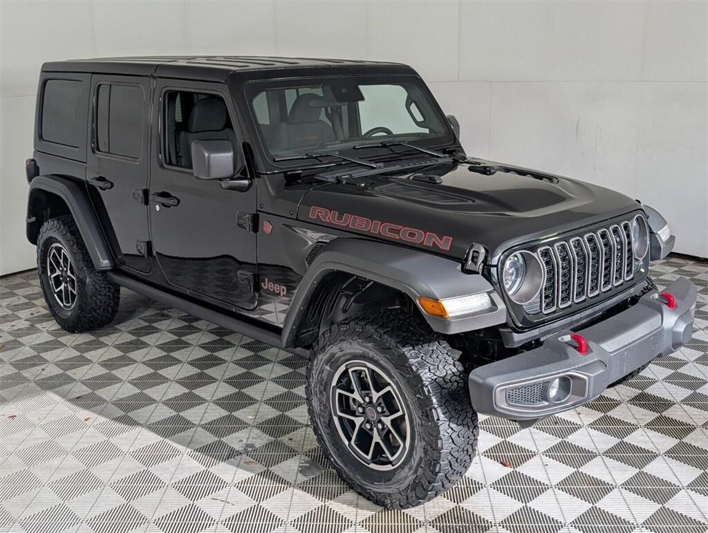 2024 Jeep Wrangler Rubicon photo 2