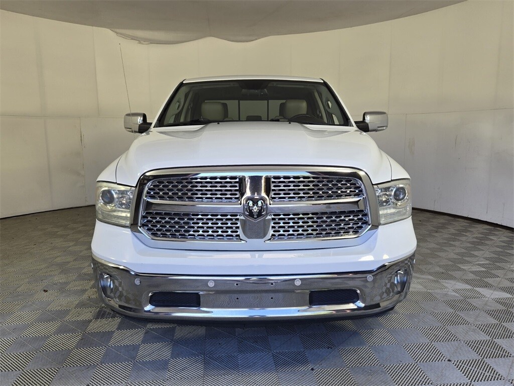 2015 Ram 1500 Laramie photo 3