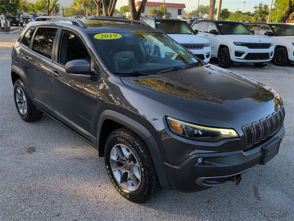 Used 2019 Jeep Cherokee Trailhawk 4x4 SUV