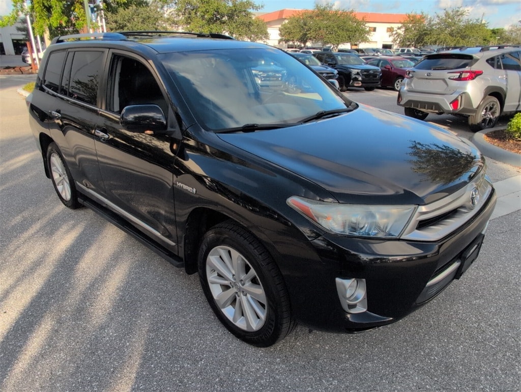 Used 2013 Toyota Highlander Hybrid Limited V6 SUV