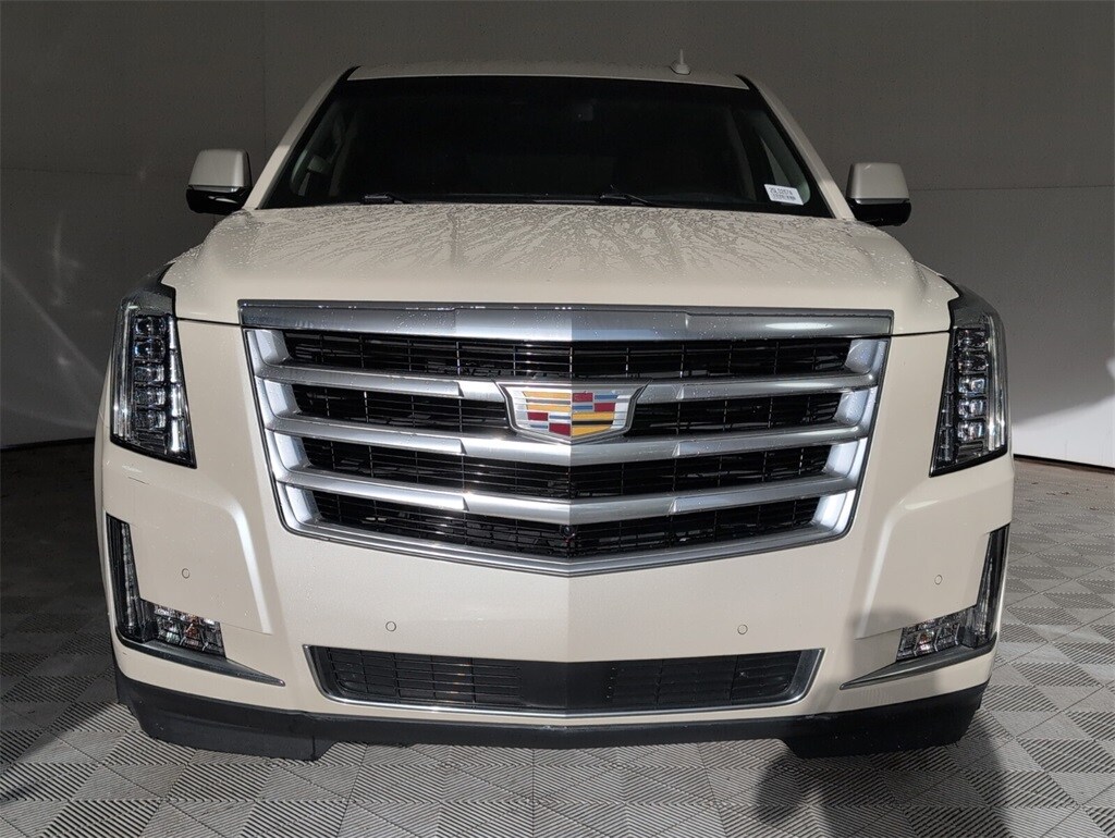 2015 Cadillac Escalade Premium photo 3