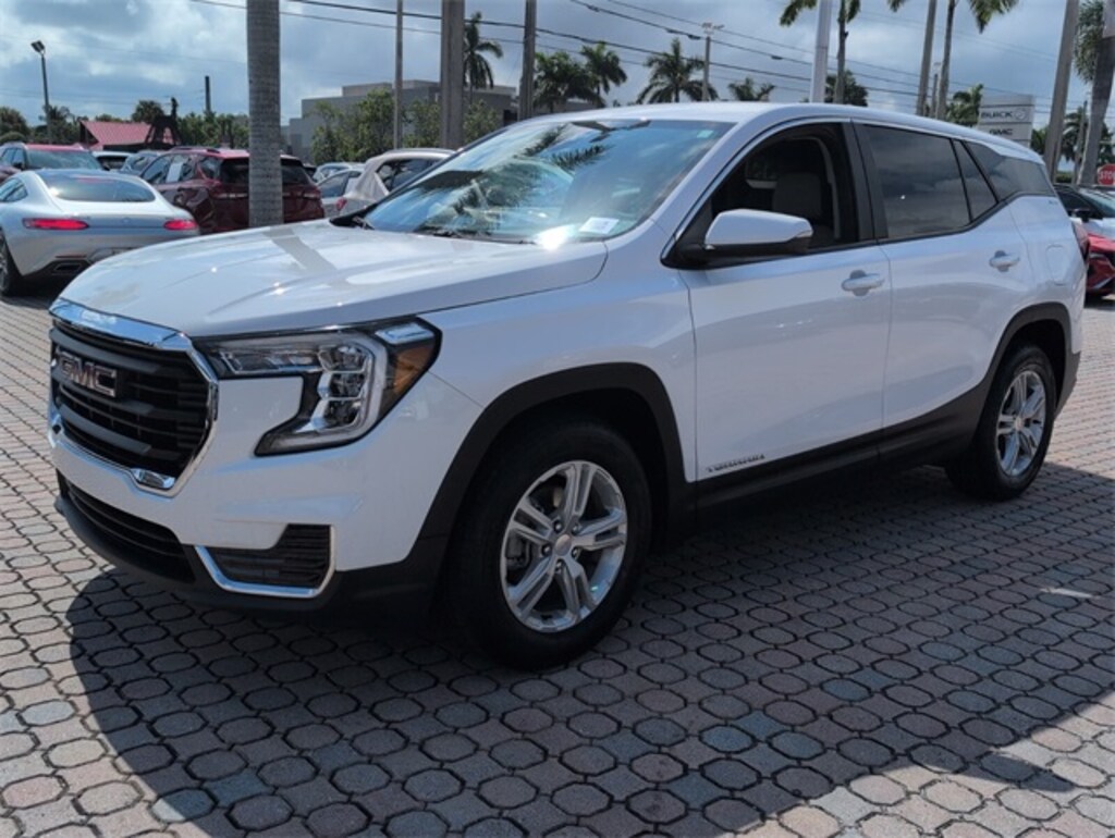 Used 2023 GMC Terrain SLE SUV