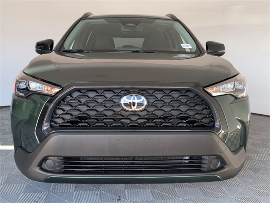 Used 2025 Toyota Corolla Cross LE SUV