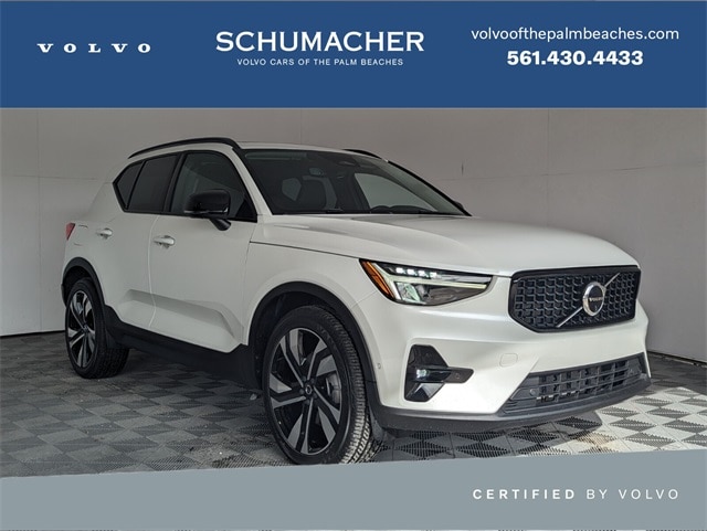 2023 Volvo XC40 Ultimate's photo