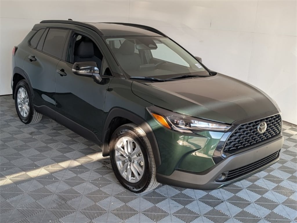 Used 2025 Toyota Corolla Cross LE SUV
