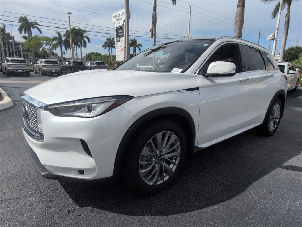 Used 2025 INFINITI QX50 Luxe SUV