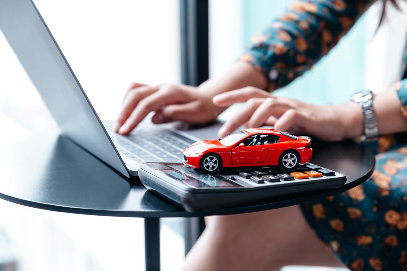 Online Leasing