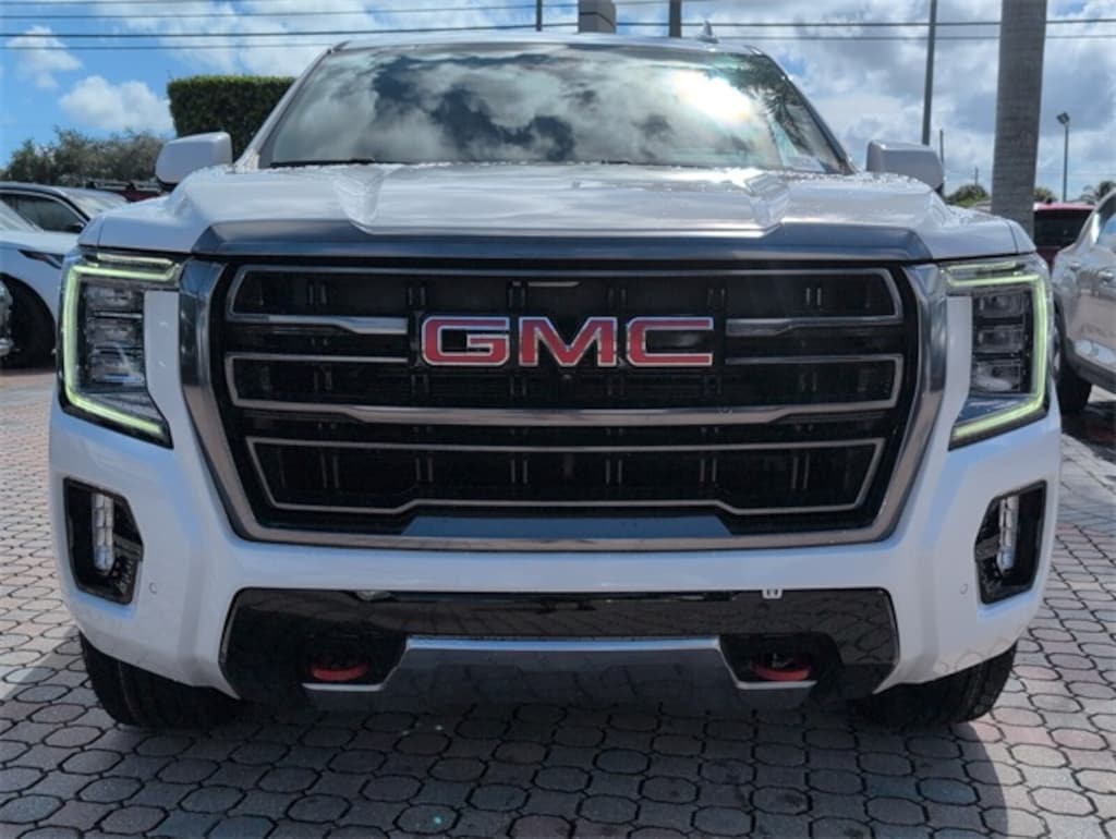 Used 2024 GMC Yukon AT4 SUV