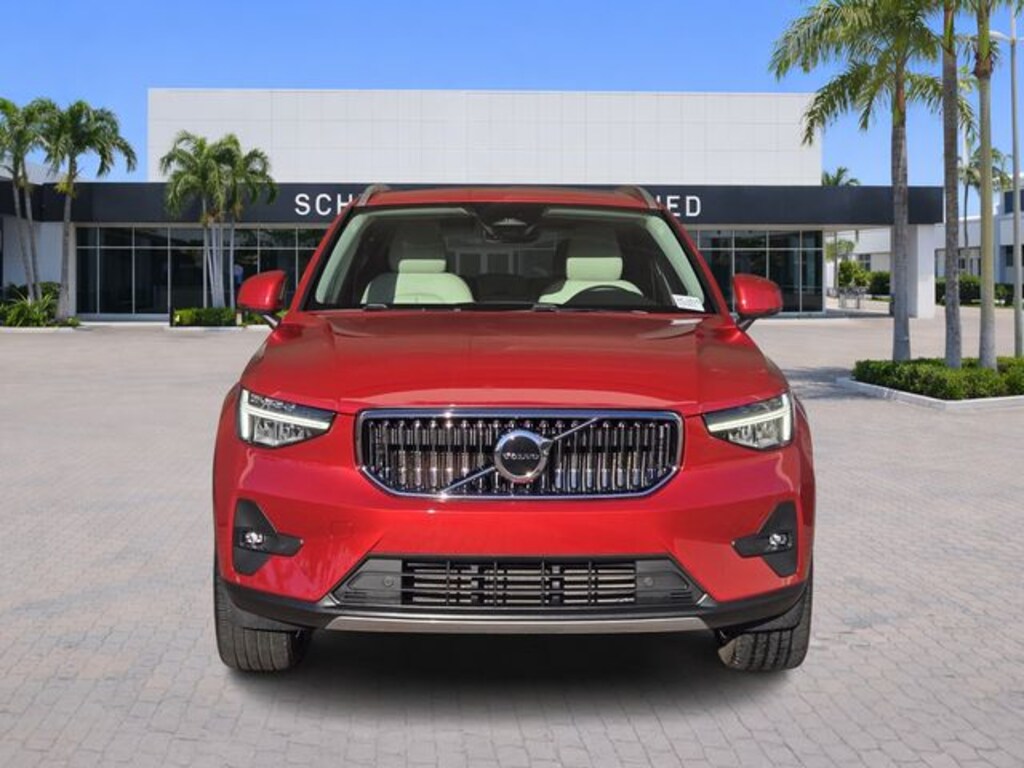 Used 2023 Volvo XC40 B5 Plus Bright Theme SUV
