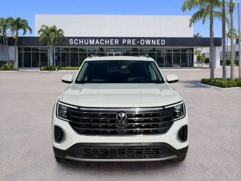 Used 2024 Volkswagen Atlas 2.0T SE w/Technology SUV