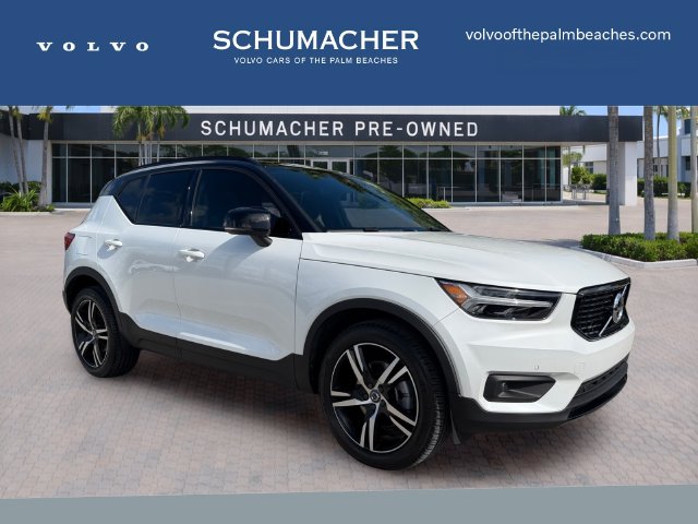 2022 Volvo XC40 R-Design SUV