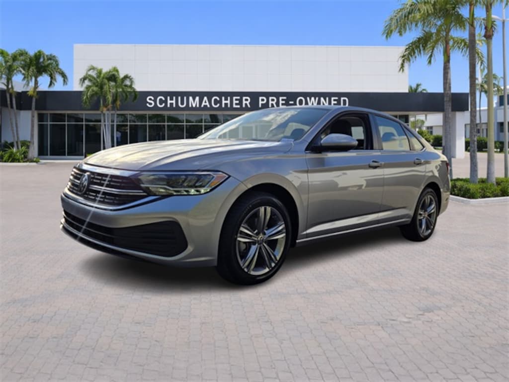 Used 2024 Volkswagen Jetta 1.5T SE Sedan