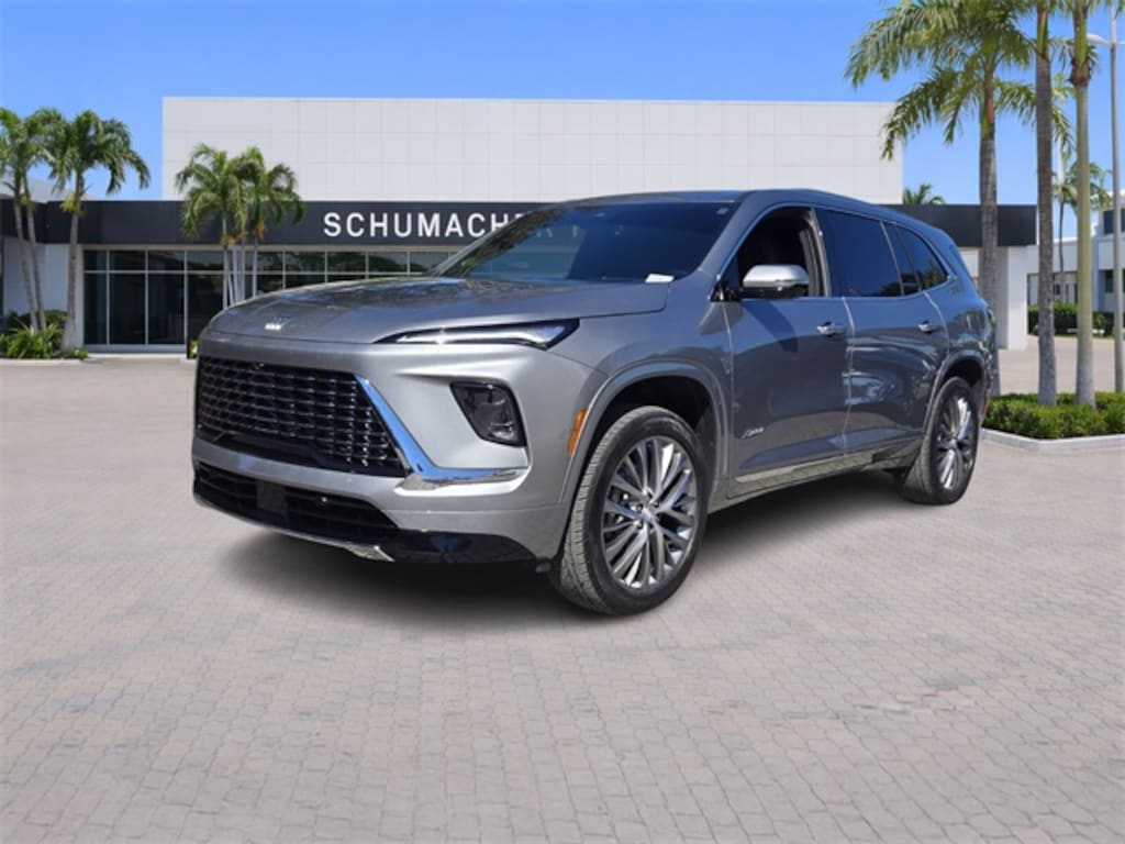 Used 2025 Buick Enclave Avenir SUV