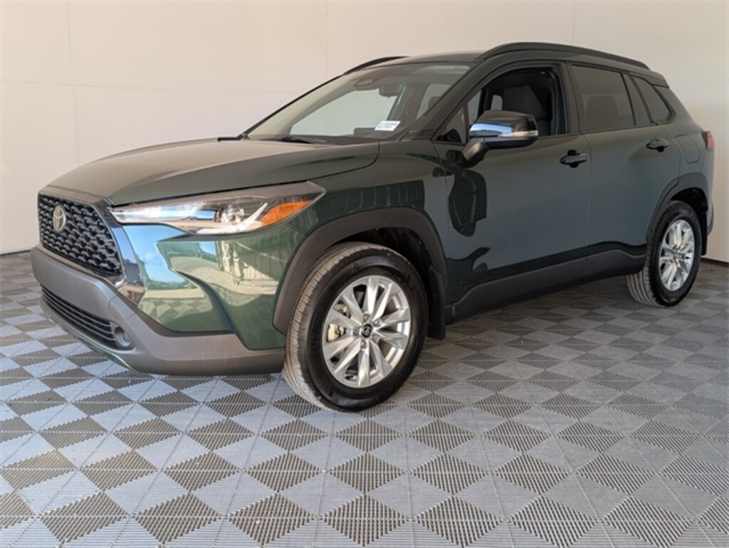 Used 2025 Toyota Corolla Cross LE SUV