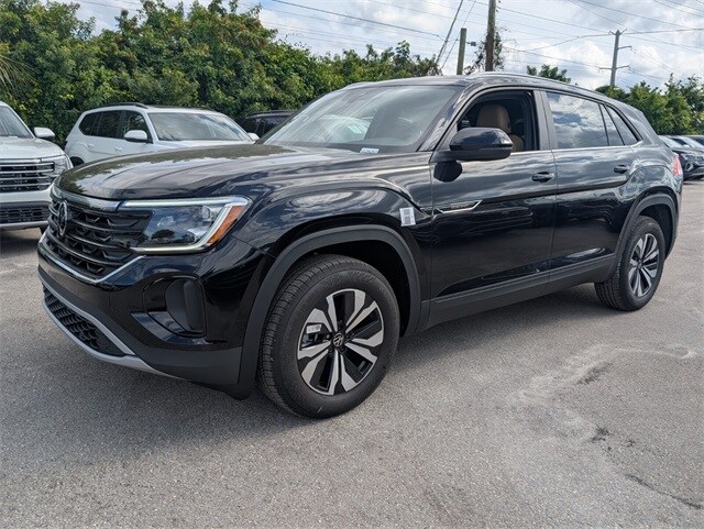 2026 Volkswagen Atlas Cross Sport SE photo 4