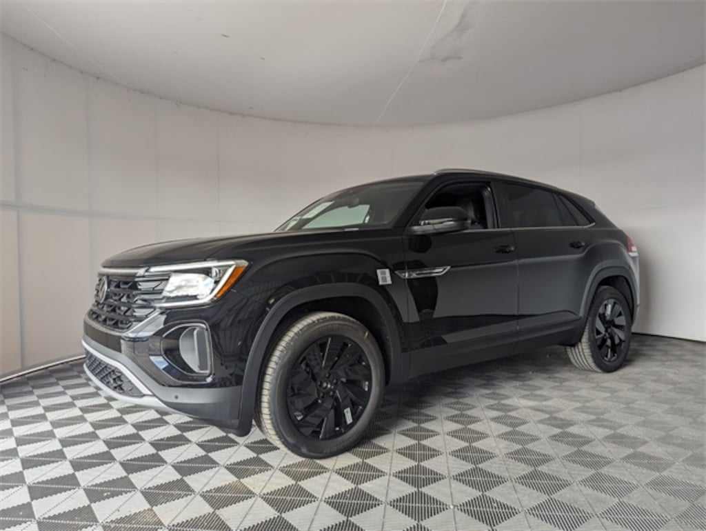 New 2026 Volkswagen Atlas Cross Sport 2.0T SE w/Technology SUV