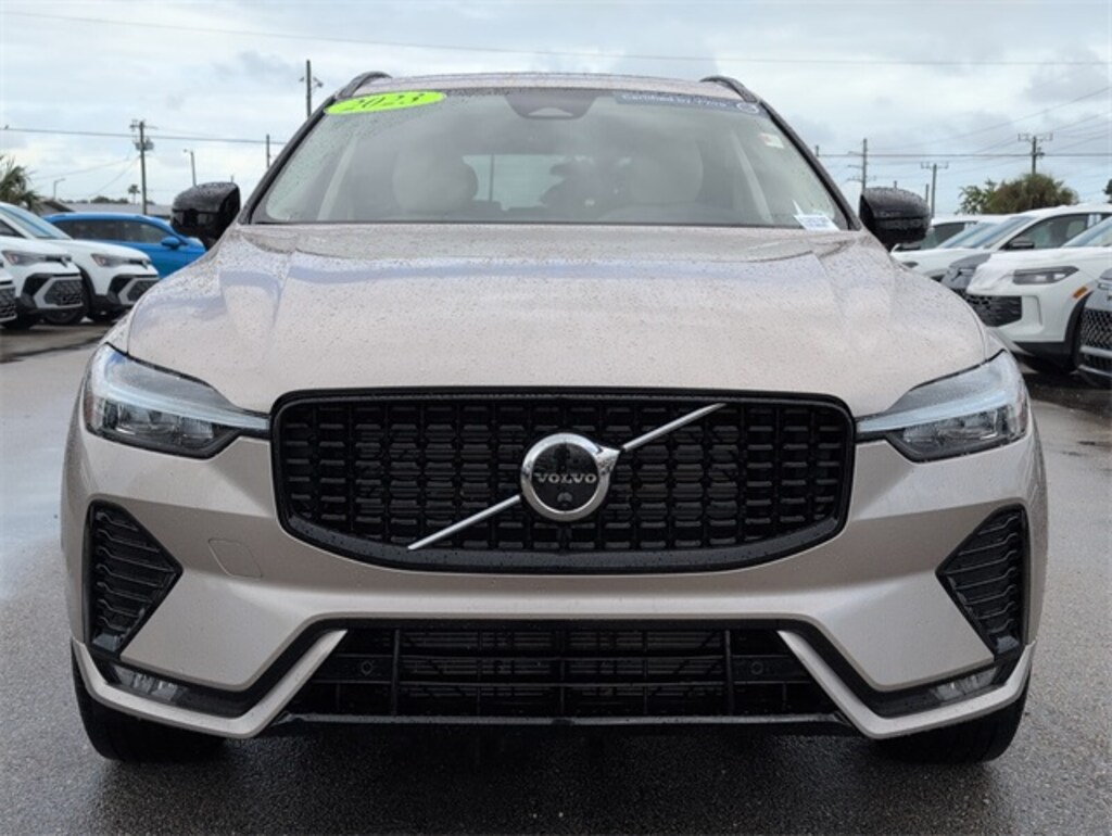 Used 2023 Volvo XC60 B5 FWD Plus Dark SUV
