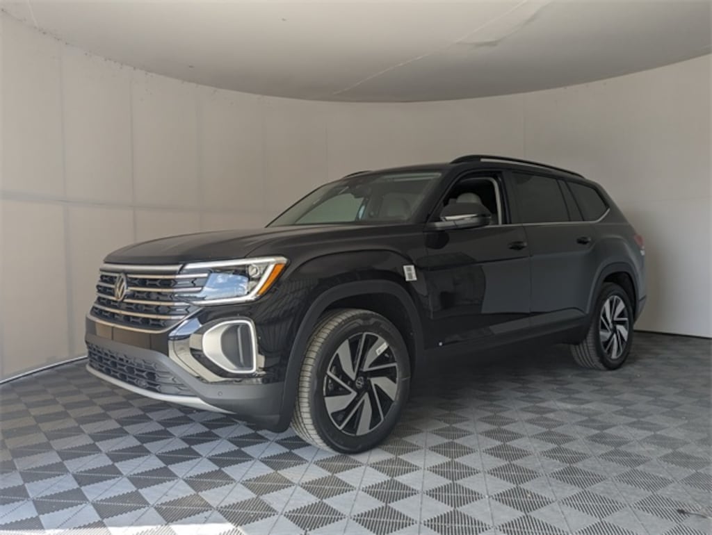 New 2026 Volkswagen Atlas 2.0T SE w/Technology SUV
