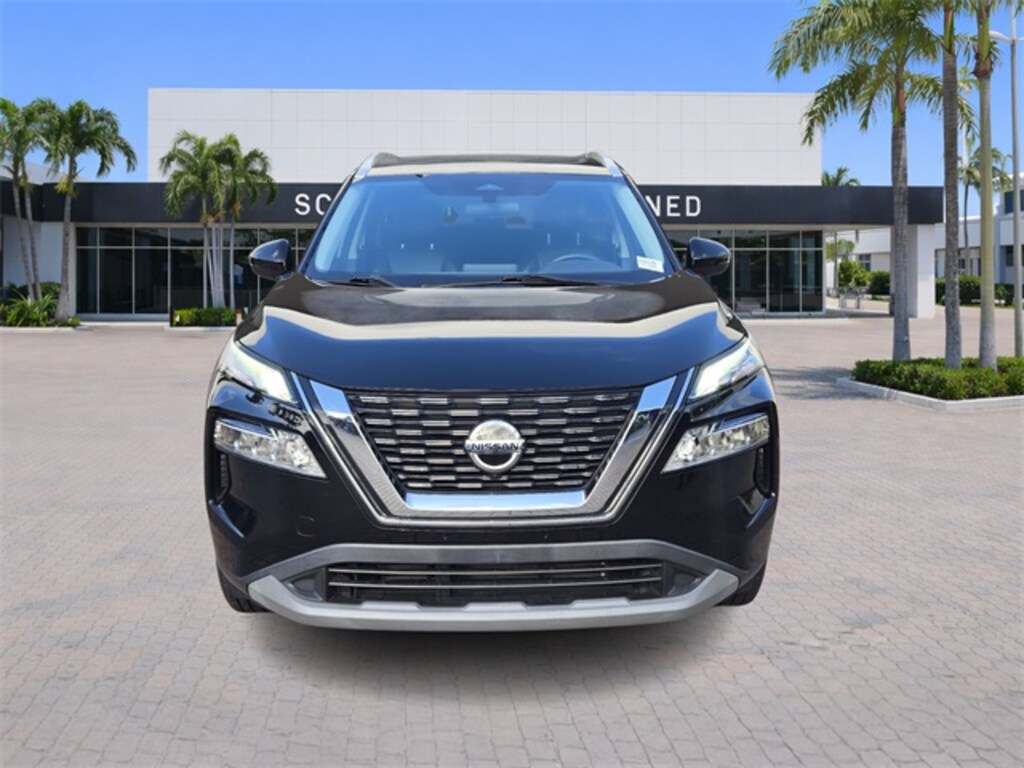 Used 2021 Nissan Rogue SV SUV