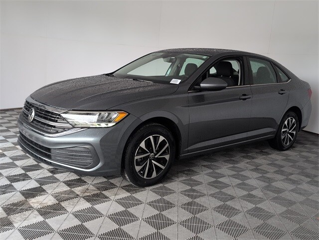 2022 Volkswagen Jetta 1.5T S photo 3