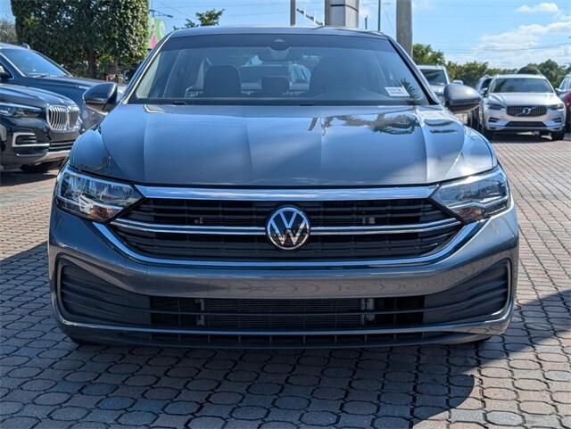 2024 Volkswagen Jetta 1.5T S photo 2