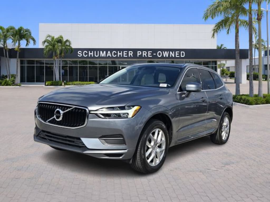 Used 2020 Volvo XC60 T5 Momentum SUV