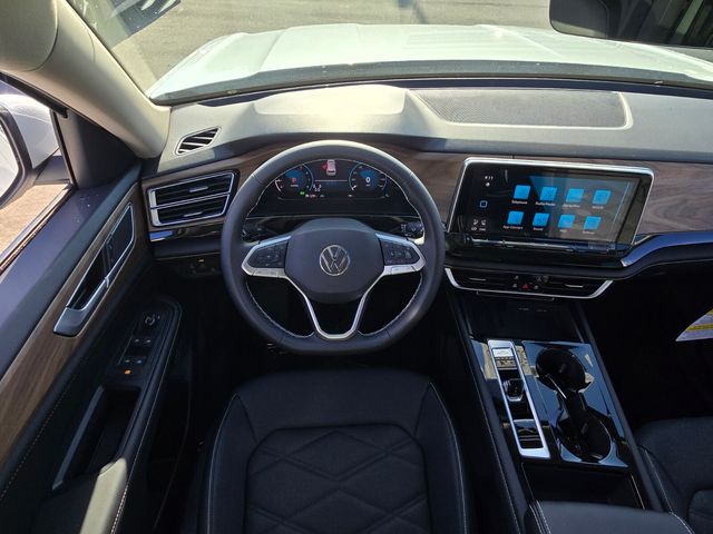2026 Volkswagen Atlas SE w/Tech - Photo 16