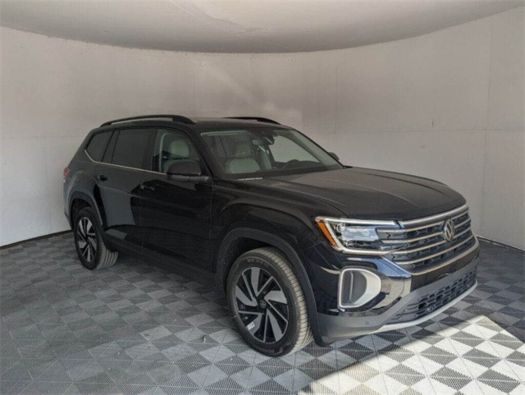 New 2026 Volkswagen Atlas 2.0T SE w/Technology SUV