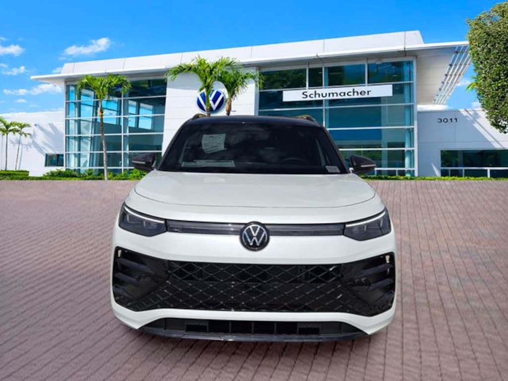 New 2026 Volkswagen Tiguan 2.0T SE R-Line Black SUV