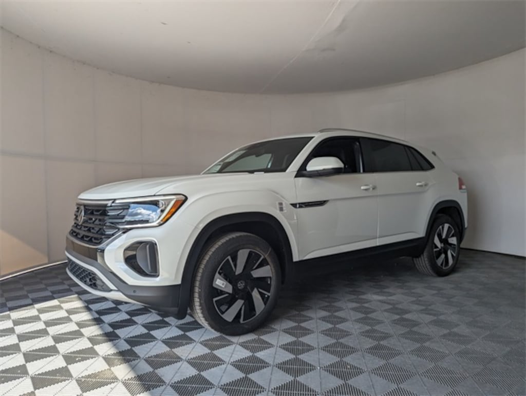 New 2026 Volkswagen Atlas Cross Sport 2.0T SE w/Technology SUV