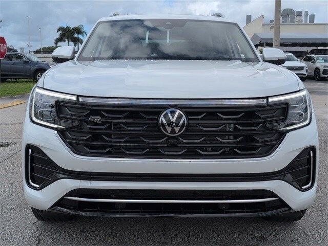 2026 Volkswagen Atlas SEL Premium R-Line photo 3