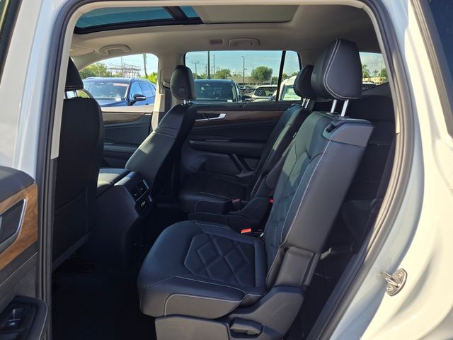 2026 Volkswagen Atlas SE w/Tech - Photo 14