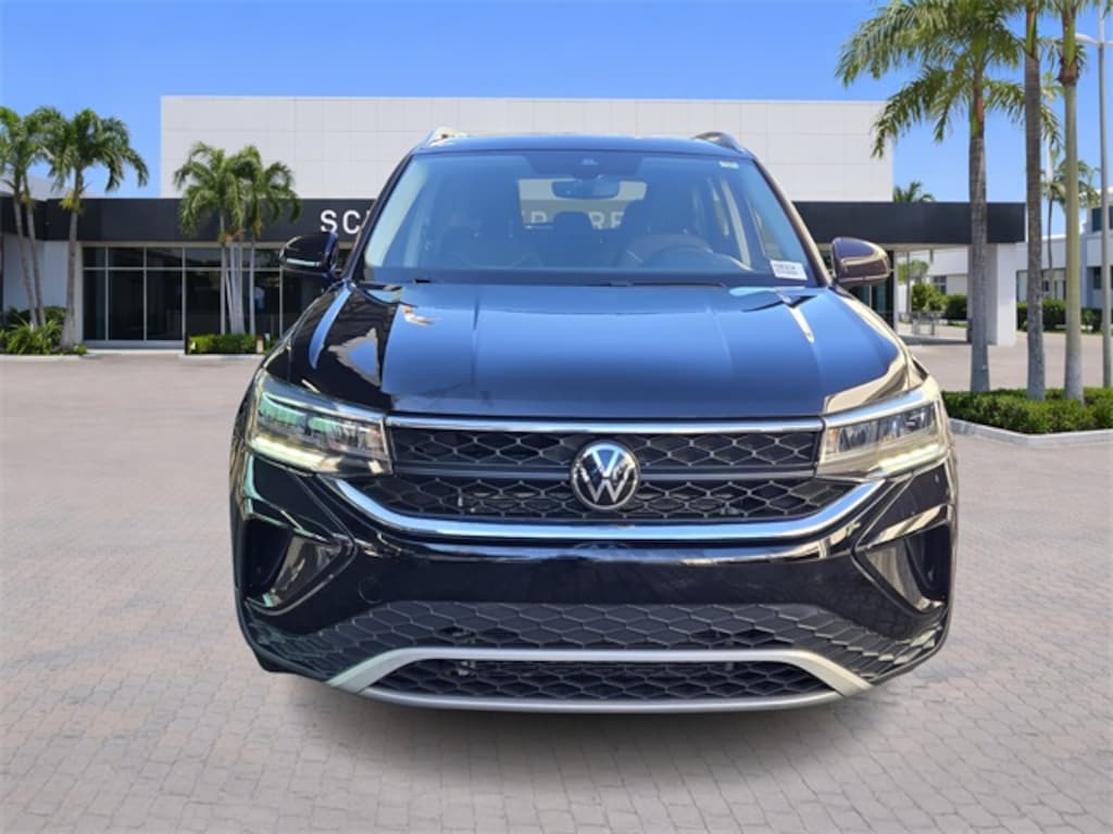 Used 2023 Volkswagen Taos 1.5T SE SUV