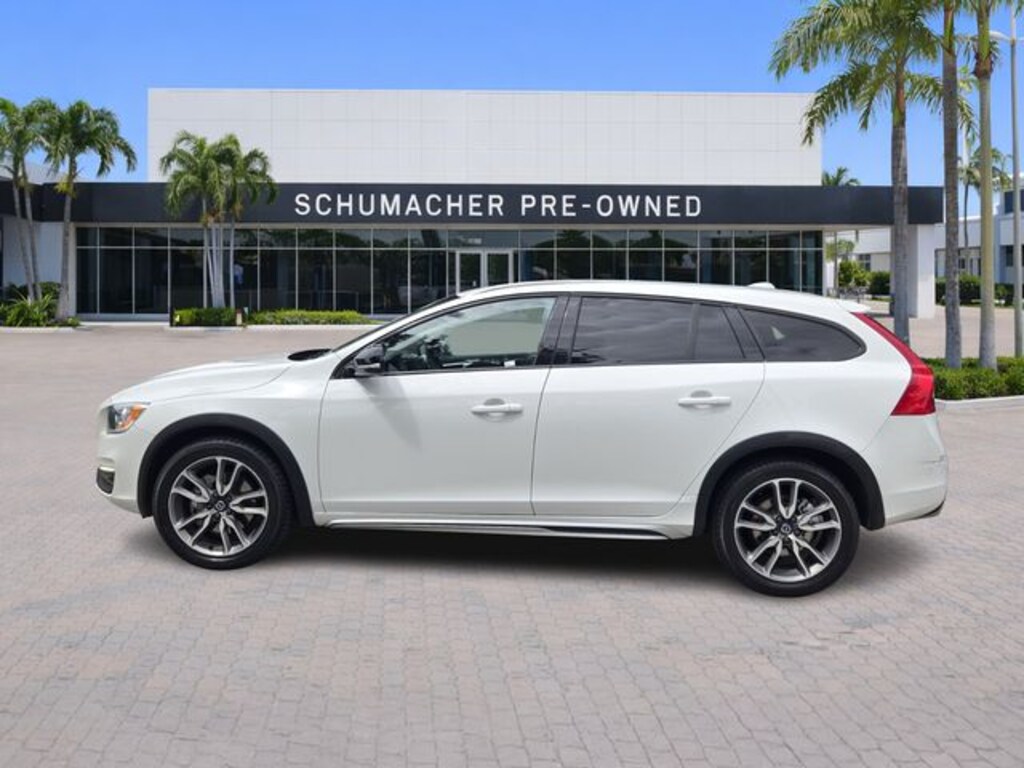 Used 2018 Volvo V60 Cross Country T5 AWD Wagon