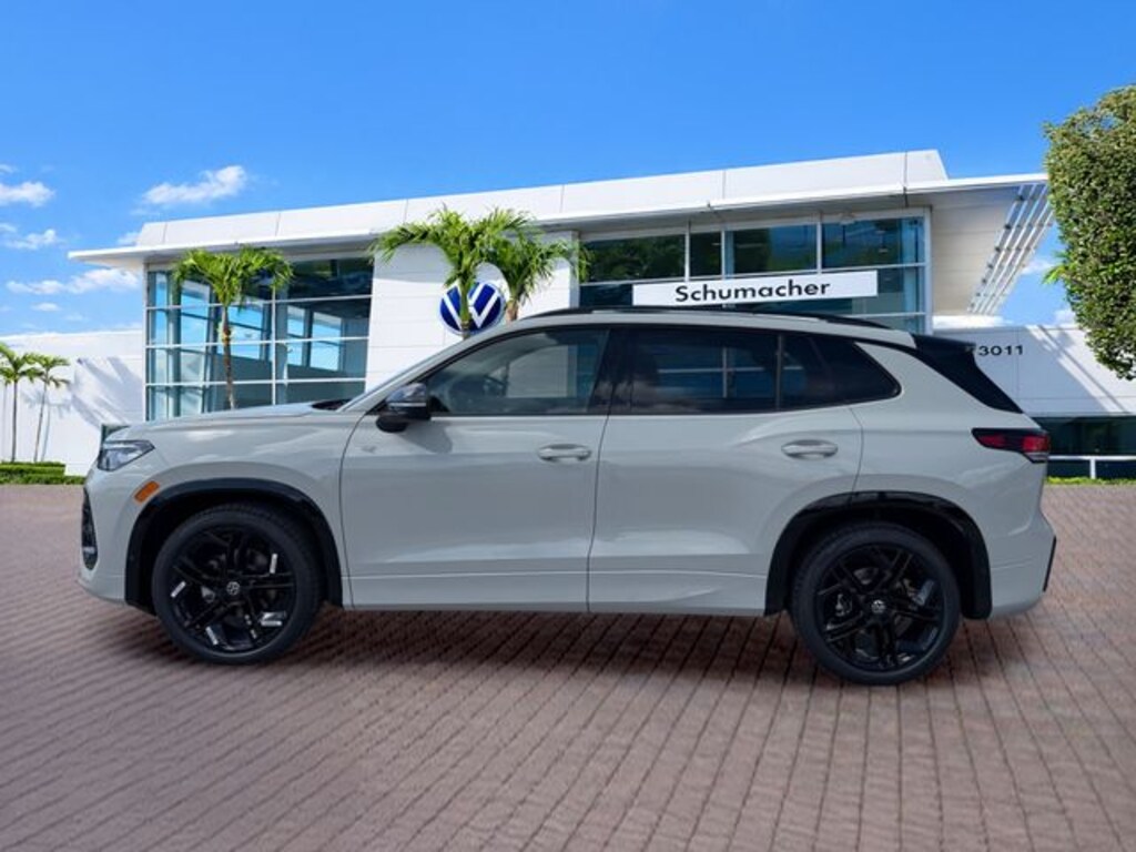 New 2026 Volkswagen Tiguan 2.0T SE R-Line Black SUV