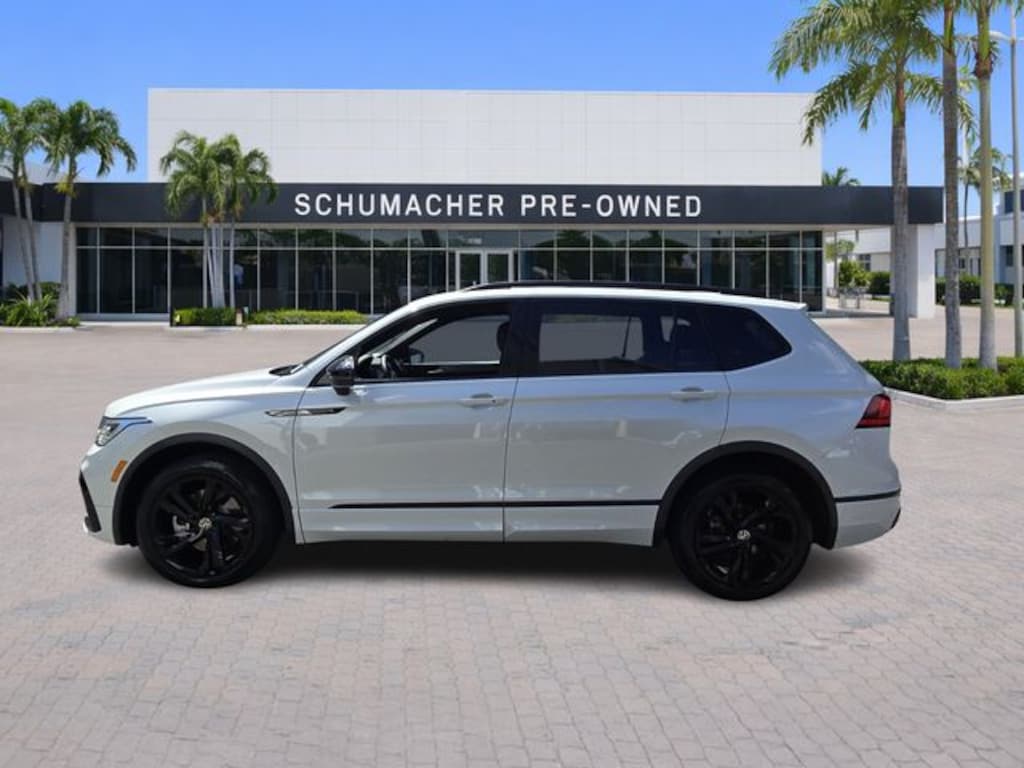 Used 2023 Volkswagen Tiguan 2.0T SE R-Line Black SUV