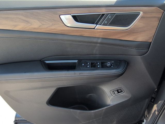 2026 Volkswagen Atlas SE w/Tech - Photo 13